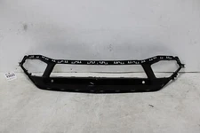 Grille CADILLAC XT4 24