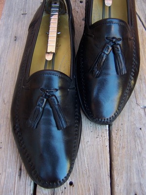 MAGNANNI Mens Casual Dress Shoes Soft Black Leather Tassel  display picture 1