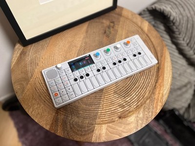 Teenage Engineering OP-1 16-Keys Keyboard Synthesizer - White (002