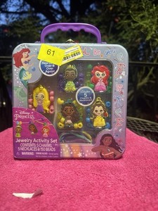 Tara Toy Jewelry Activity Set Disney Princess 5 Necklaces Charms 150 Beads