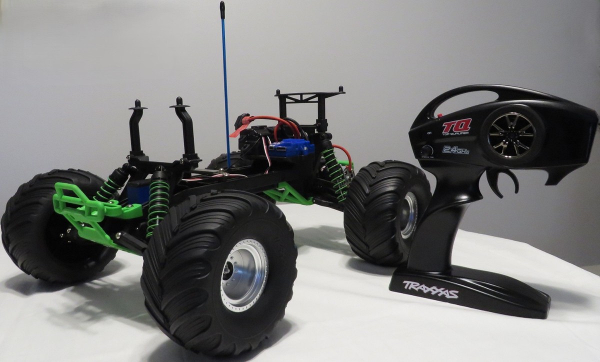 TRAXXTS グレイブディガー 1／10