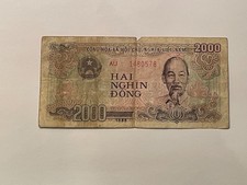 Vietnam 2000 Dongs Note 1988 (10-12/1)