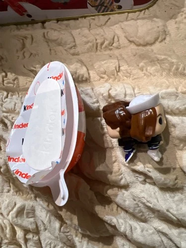 Kinder Joy Stranger Things Funko Pop - Robin and Steve * VERY RARE*