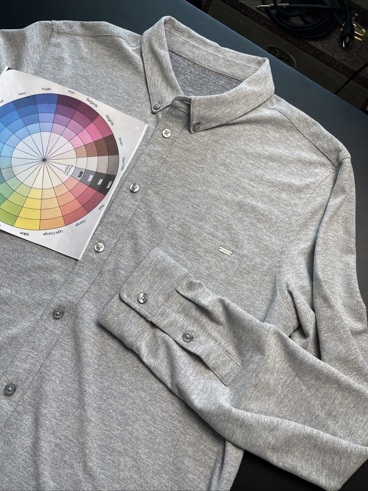 Vuori Gray Large Ace Button Down Heather Gray Per… - image 1