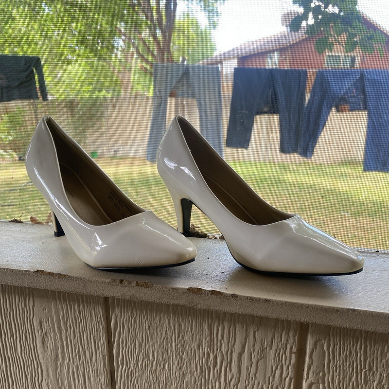 Boston Design Studio Pointed Toe Pumps