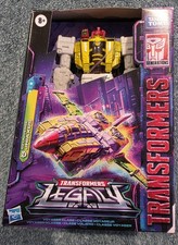 Transformers Generations Legacy Voyager G2 Universe Jhiaxus