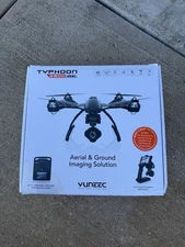 Yuneec Typhoon Q500 4K Drone with Accessories