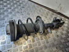 Mercedes-Benz CLA C117 X117 W117 2017 Sto&szlig;d&auml;mpfer Federbein Benzin ATV24148