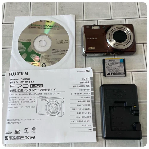 Fujifilm Finepix F70 EXR Compact Digital Camera Brown + Battery & Charger, Test - Picture 8 of 8