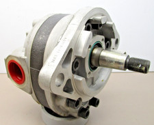 Gillig 53-26580-000 Hydraulic Fan Drive Motor 44968-41 E93l Gillig 53-26580-000 Hydraulic Fan Drive Motor 44968-41 E93l