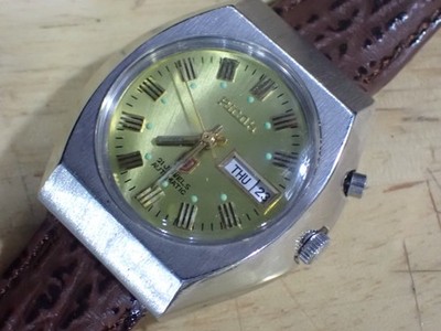 Ricoh 5 Automatic 21 Jewel Men's Watch runs Yellow Dial day/date Stainless Japan