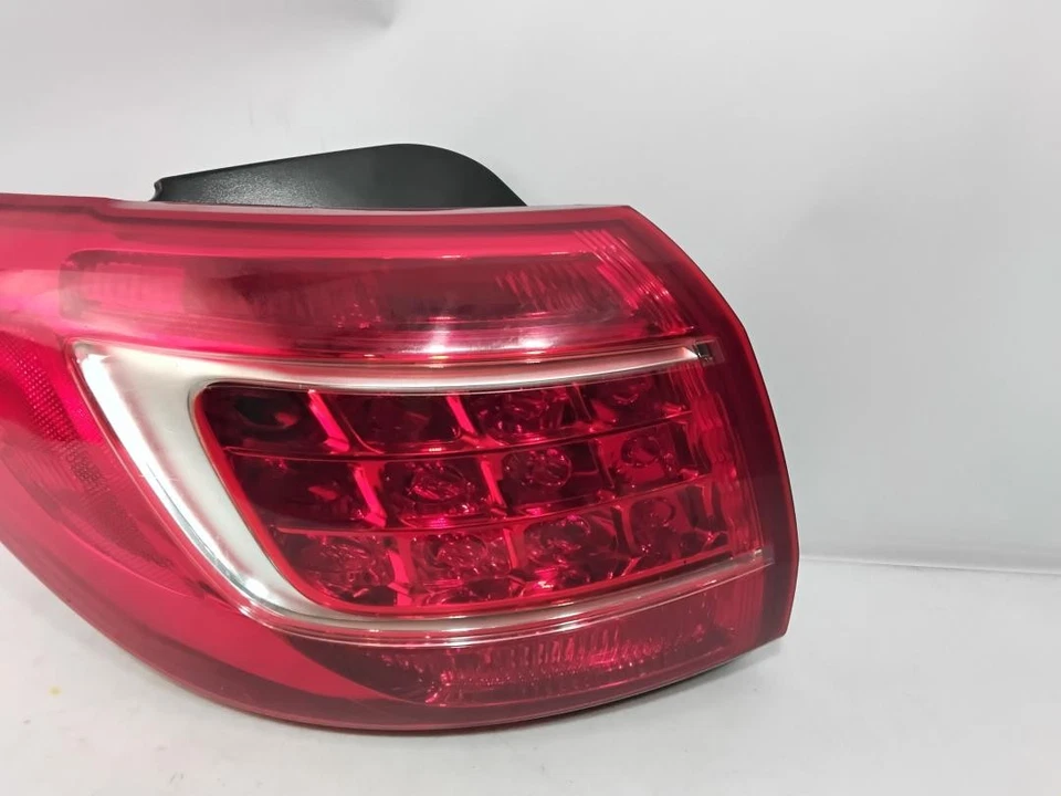 924013W0 Enjoliveur Inf Feu Arriere Gauche pour KIA SPORTAGE (SL) 2010 1818930 - Photo 3/4