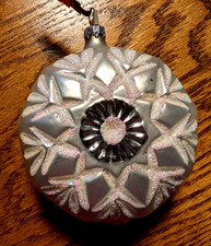 6 Holiday Snowflake Glitter Christmas Tree Ornament Hand Decorated Midwest Glass