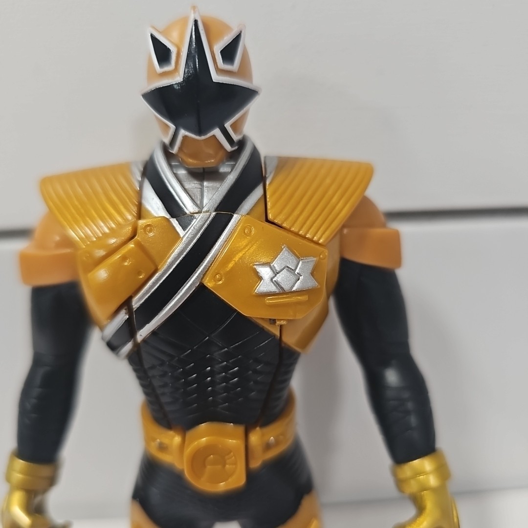 Power Rangers Samurai Gold Ranger Mega Modo
