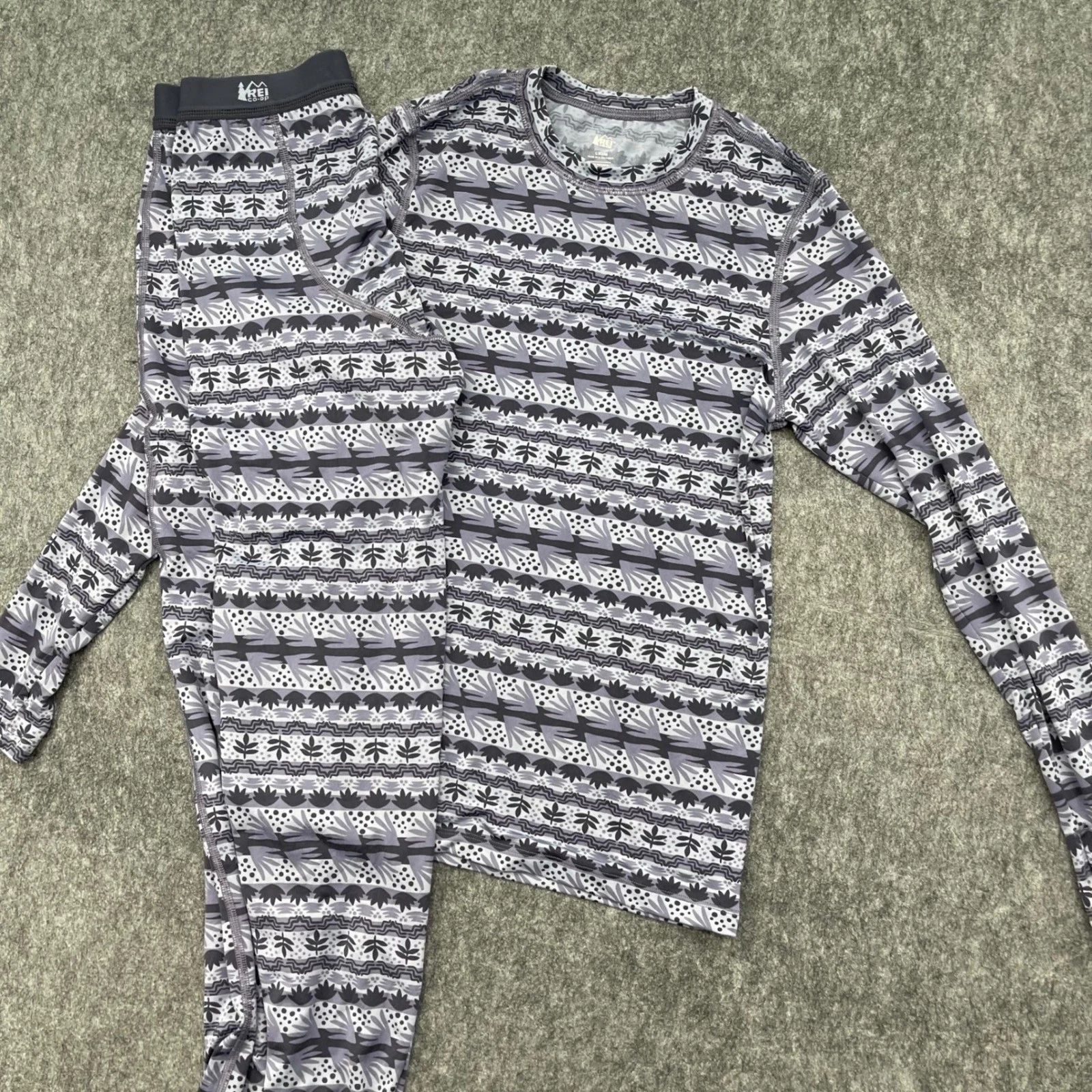 REI Co-op Kids Base Layer Set Large Grey Geometric Print