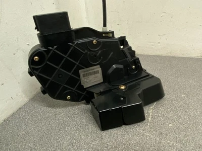 Discovery 3 Door Lock Actuator Passenger Side Rear Range Rover Sport - Image 1 of 2