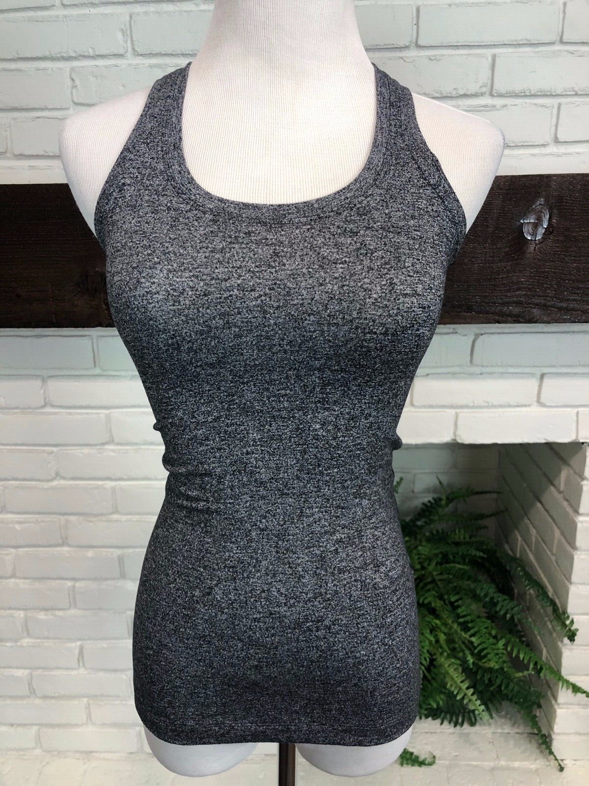 LULULEMON SIZE 4 BASIC RACER BACK HEATHERED GRAY … - image 1