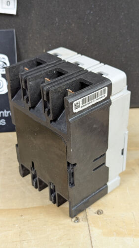 Eaton Interruttore Power Defense 3 poli 50A 600VAC PDG23M0050TFFL - Foto 5 di 8