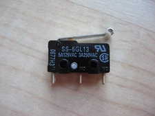 Omron Micro Limit Switch SS-5GL13 with Curved Tip Lever 5A 125VAC #E66AA