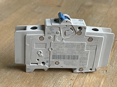 ALLEN BRADLEY 1489-M1C020 SER D CIRCUIT BREAKER 1 POLE 2A 277V
