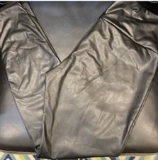 Ruby Ribbon Faux Leather Legging Size L NWOT