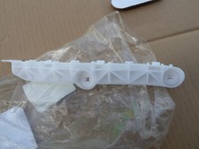 Citroen C-Zero Peugeot ION Halter Führung Stoßstange Hinten Links 742174