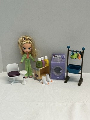 Bratz Kidz Super Secret Lipgloss Laundromat Playset W/ Cloe Doll Vintage