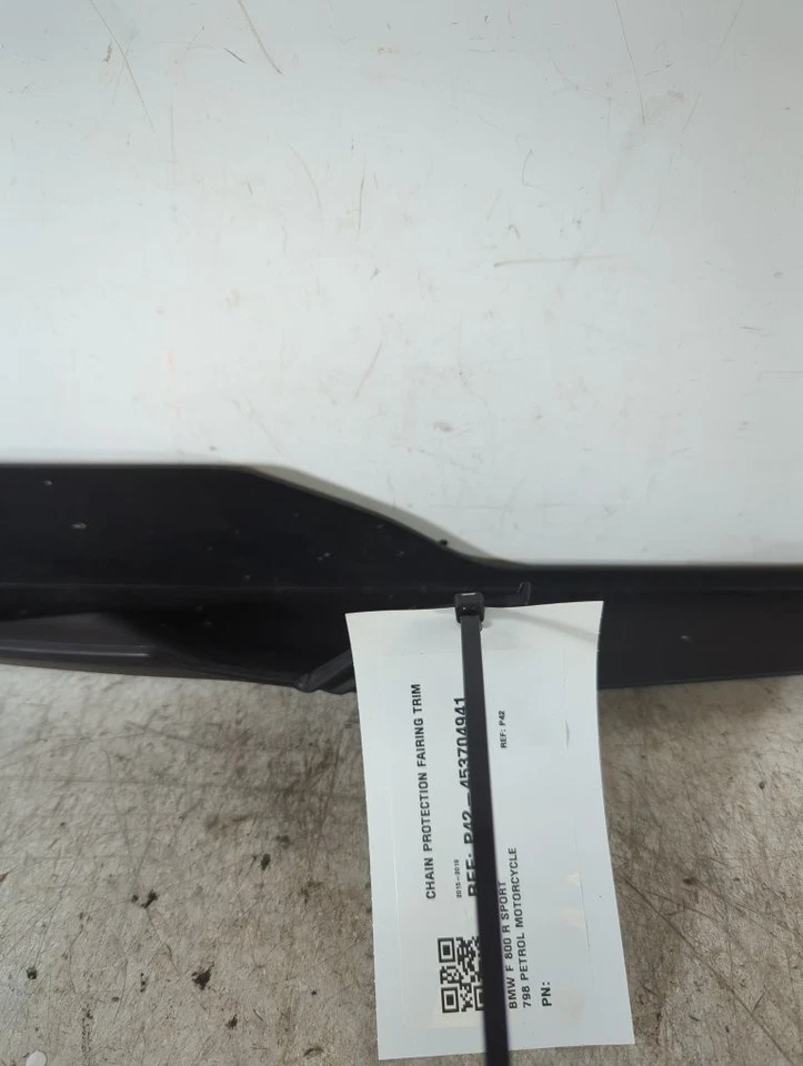 BMW F 800 R SPORT 2015-2019 chain protection fairing trim 7718123 P42 - Image 3 of 4