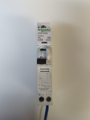 Schneider Electric RCBO 32 Amp 30mA Typ C 32A IC60H A9D11832