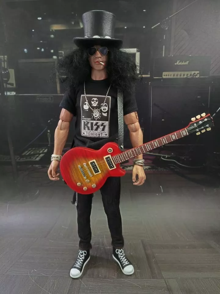 1/6 Custom Slash Gun n Roses with Guitar