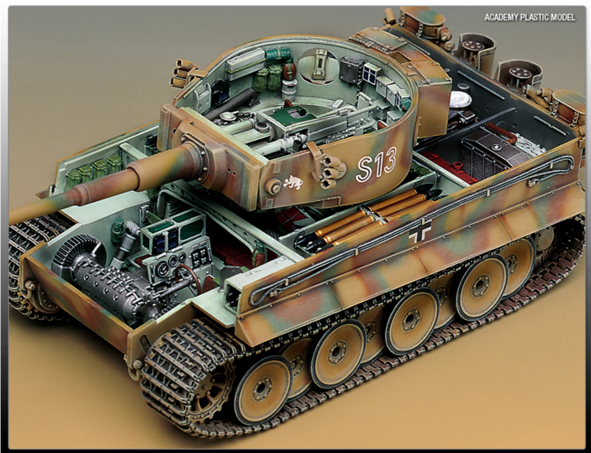 Academy German Tiger-I Early Version 1/35 Scale Plastic Model Kit