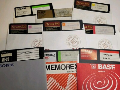 9x Floppy Disk 5.25'' Vintage Games basf sony memorex dysan wolf 3d golf majong