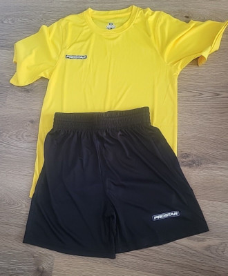 Prostar Jungen Shirt und Short Set Größe MY 28/30'' 8-10 Jahre Kurzarm Komfort