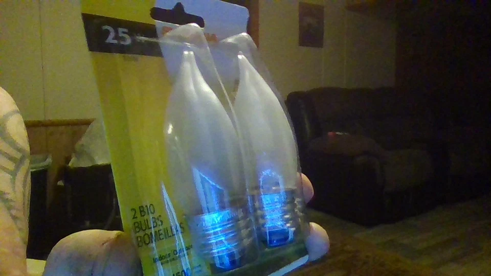 Sylvania 2 25 Watt 1500 Hour B10 Standerd Base Frosted Bulbs - Image 3 of 4