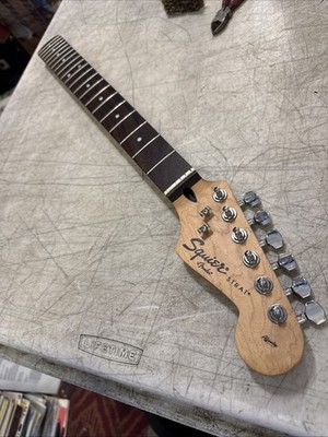 2008 Fender Stratocaster Squier Rosewood Guitar Neck w/Tuners Nice woods LOOK