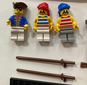 Lego Pirates: 6257 Castaway's Raft & 6295 Harbor Sentry- Both 100%  with Manuals