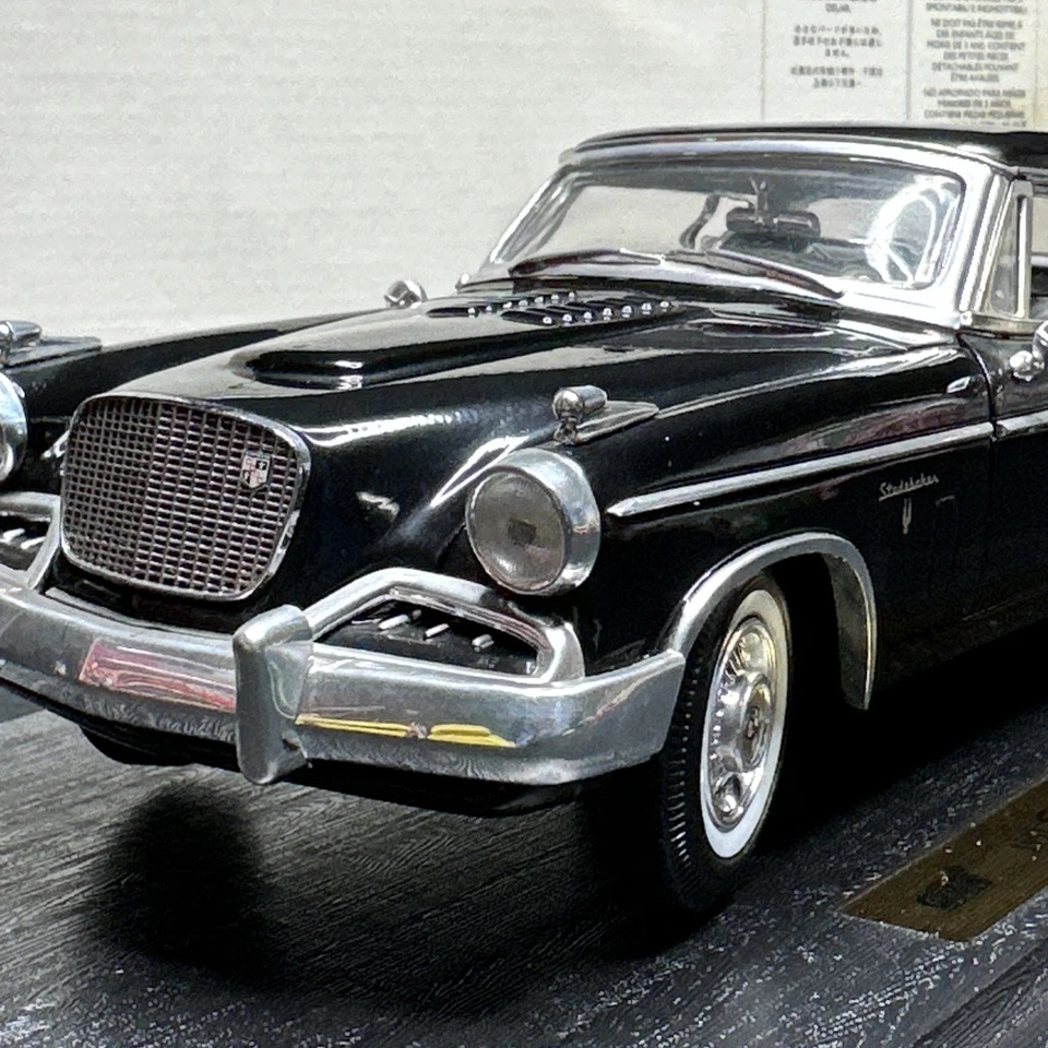 Anson 1957 Studebaker Golden Hawk Black Color 1/18 Scale - Image 3 of 4