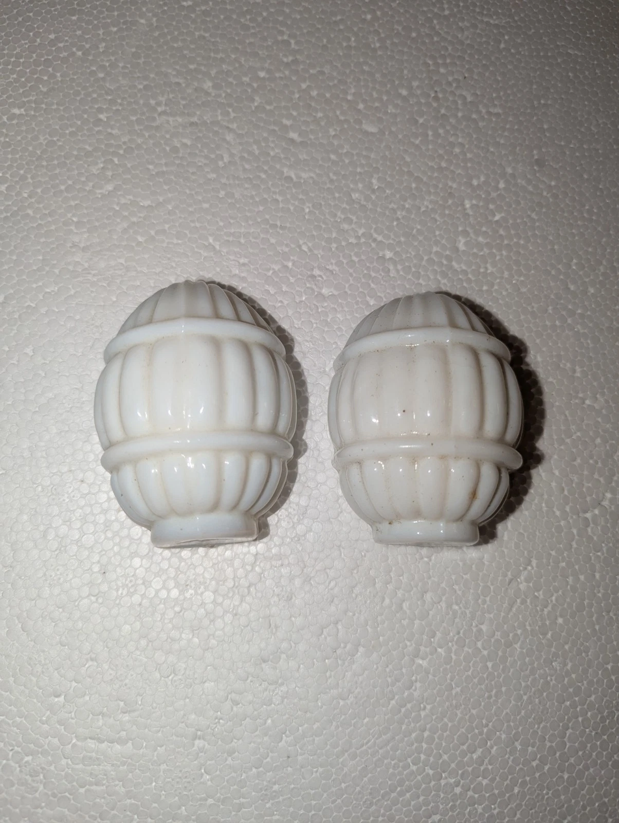 2 VTG/ANTIQUE ART DECO WHITE MILK GLASS BIRDCAGE FEEDER/SEED/WATER BOWLS