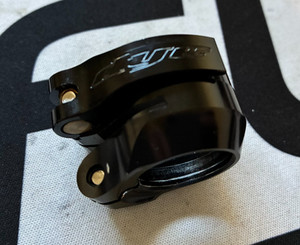 Dye DFF-20 Autococker Clamping Feed Neck Polished Black Paintball Feedneck FF