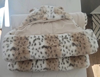 Pottery Barn Teen Sleeping Bag Hooded Faux Fur Supremely Soft Zip Front, leopard