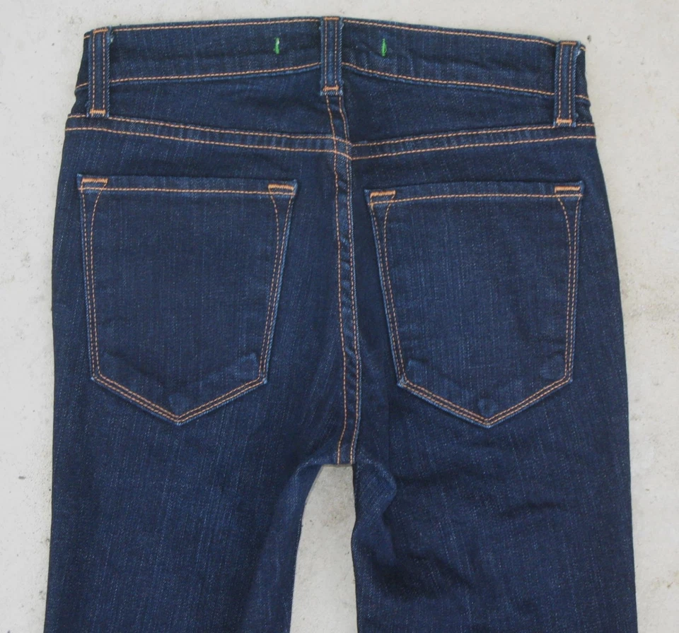 Pantalones de mezclilla marca J Bootcut para niñas talla 14 tiro clásico azul oscuro con elástico L32 Foto 4 de 4