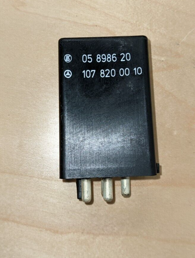 Mercedes w123 r107 defrost defroster relay module 1078200010- 300D ...