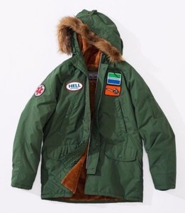 supreme winter coat