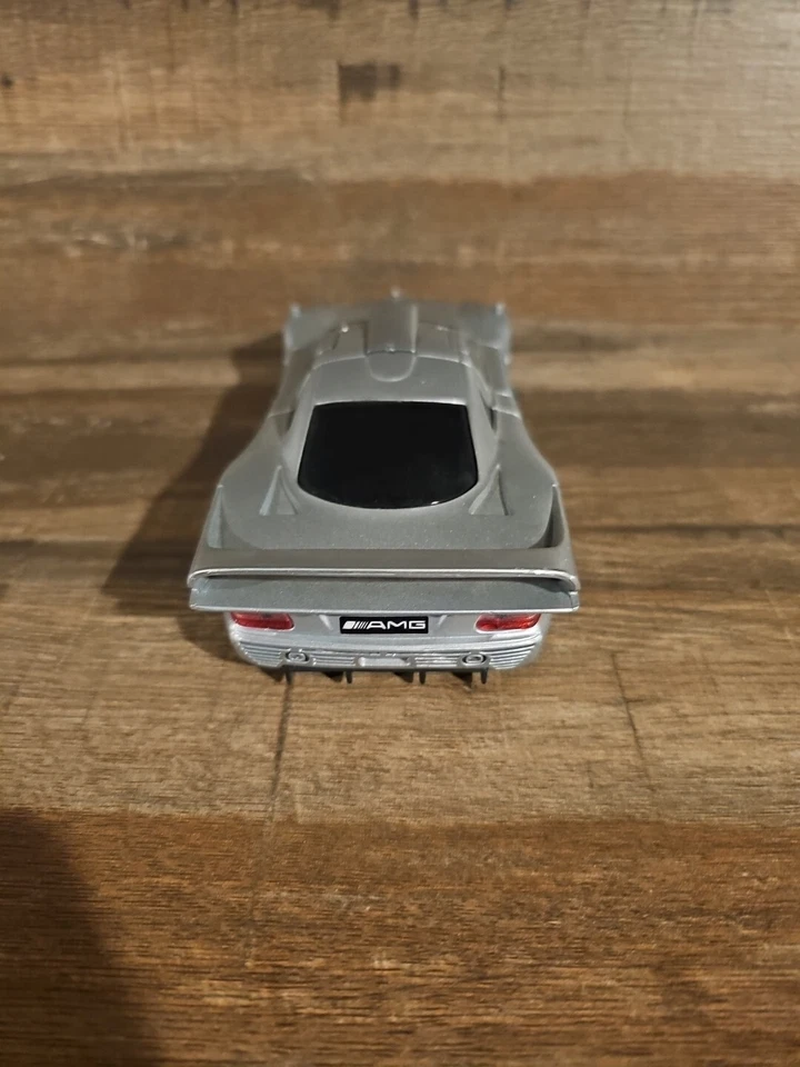 Maisto Assembly Line Mercedes CLK GTR Street Version 1:26 - Image 4 of 4