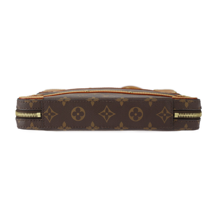 LOUIS VUITTON Shoulder Bag M68494 Soft Trunk Messenger PM Zip LOUIS VUITTON Shoulder Bag M68494 Soft Trunk Messenger PM Zip