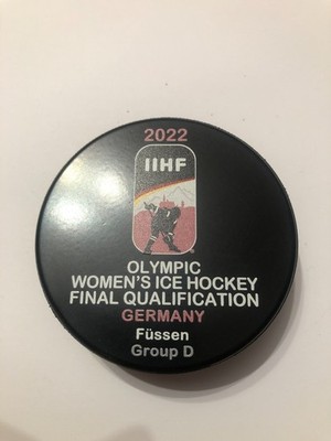 Official Puck Olympia Beijing Qualification Women 2022 Füssen Germany Frauen TOP