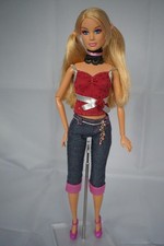 Barbie Fashion Fever Barbie Doll, 2008