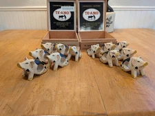 $ 59 - (2)  Vintage Items (12) Wooden Pig Napkin Holders (2) Te Amo Cigar Boxes