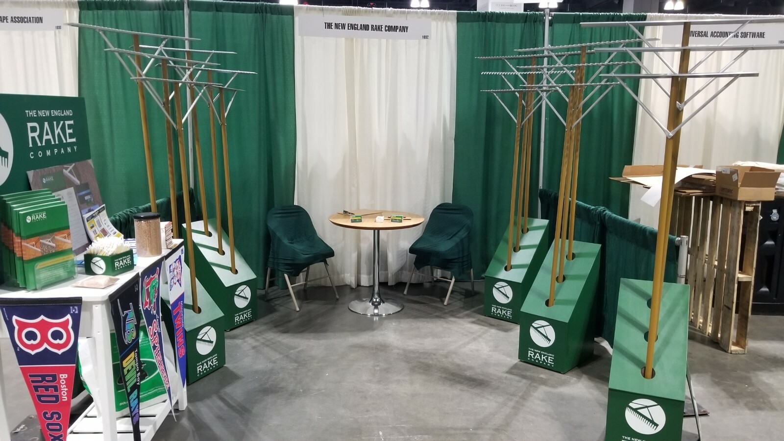 Tennis or Bocce Court Scarifier/Lute Asphalt Lightweight 24" Rake