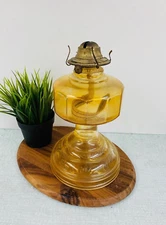 VINTAGE LARGE AMBER GLASS OIL LAMP
